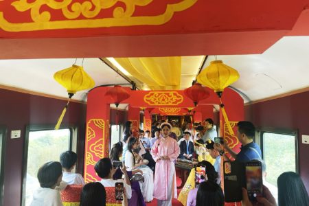 Hue Heritage Train