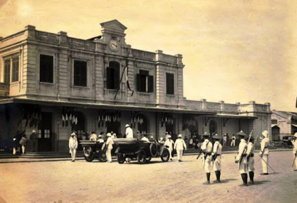 Hue Train Station History