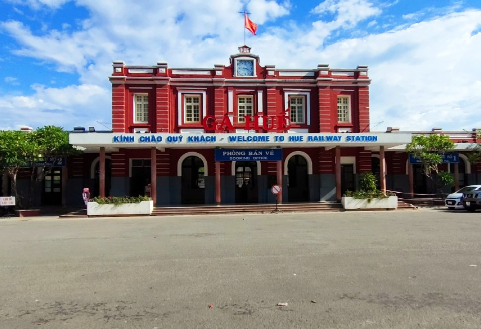 Hue Train Station Railway