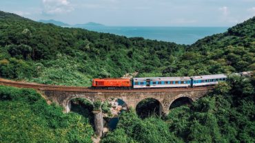 Vietnam Heritage train via Hai Van Pass